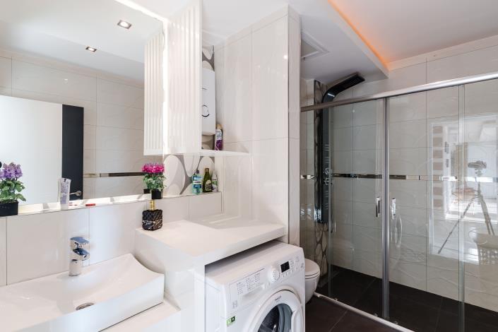 Image No.10-2 Bed Apartment for sale