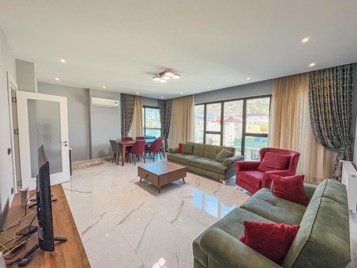 Image No.12-3 Bed Apartment for sale