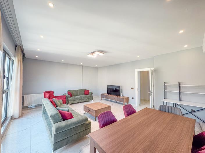 Image No.13-3 Bed Apartment for sale