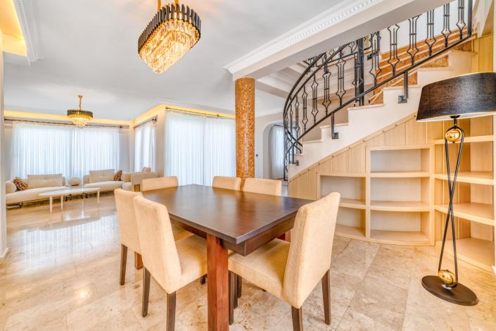 Image No.14-3 Bed Apartment for sale