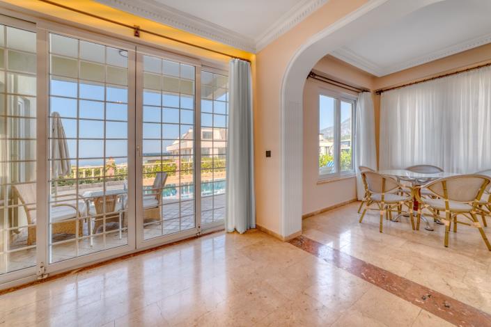 Image No.15-3 Bed Apartment for sale