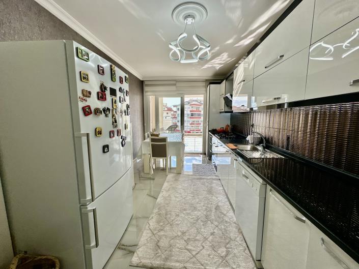 Image No.6-3 Bed Apartment for sale