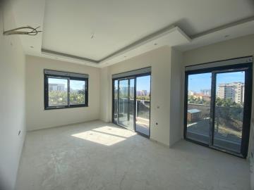 whatsapp-image-2024-03-12-at-10-22-16-scaled