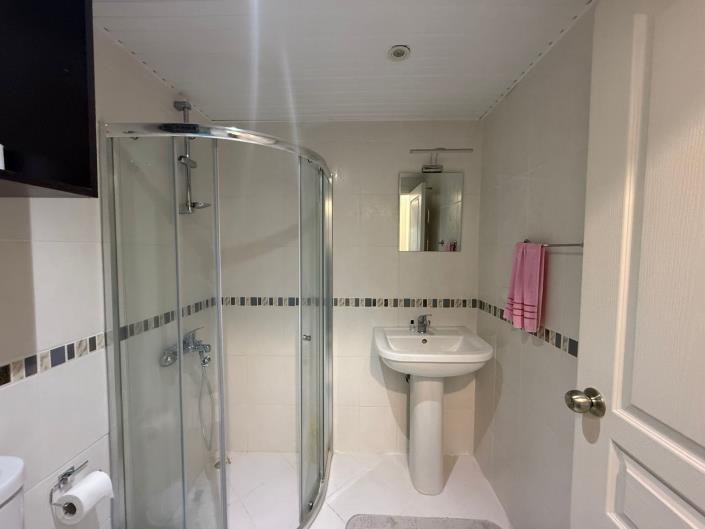 Image No.15-2 Bed Apartment for sale