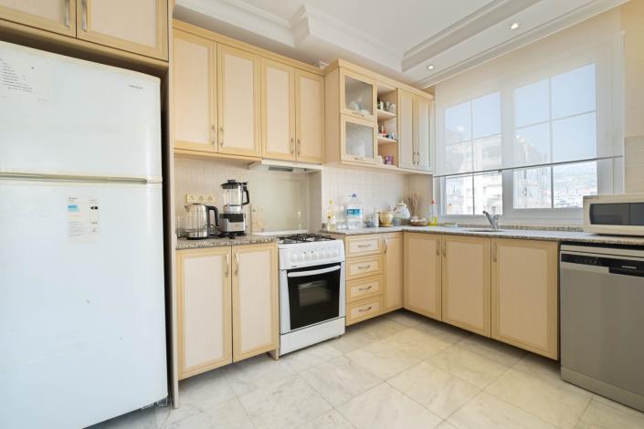 Image No.8-4 Bed Apartment for sale