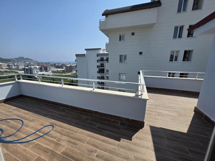 Image No.14-3 Bed Apartment for sale