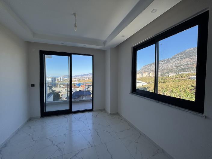 Image No.12-2 Bed Apartment for sale