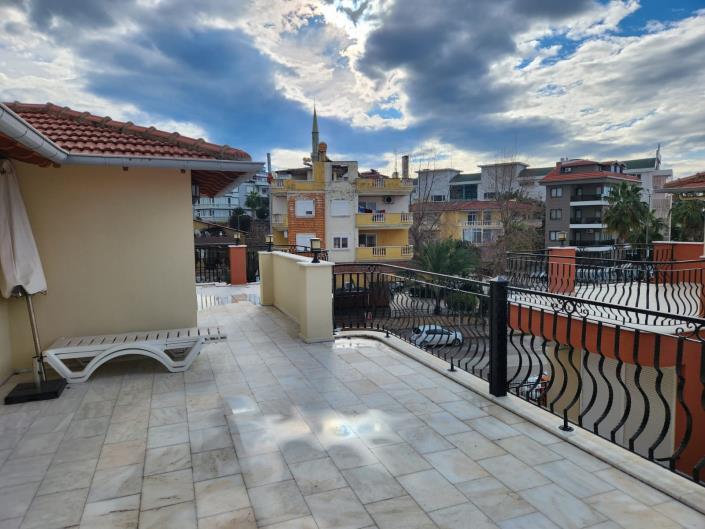 Image No.2-4 Bed Apartment for sale