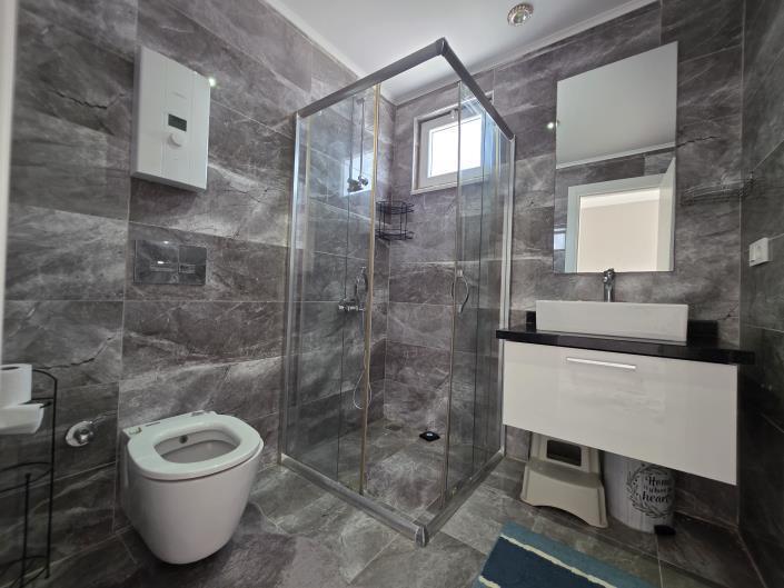 Image No.14-3 Bed Apartment for sale