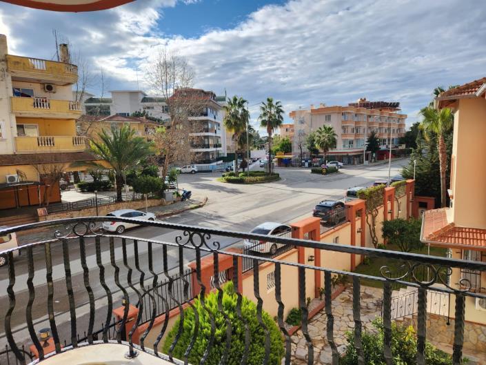 Image No.12-4 Bed Apartment for sale
