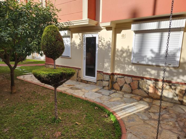 Image No.20-4 Bed Apartment for sale