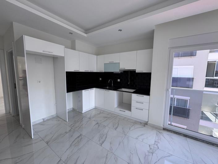 Image No.18-2 Bed Apartment for sale