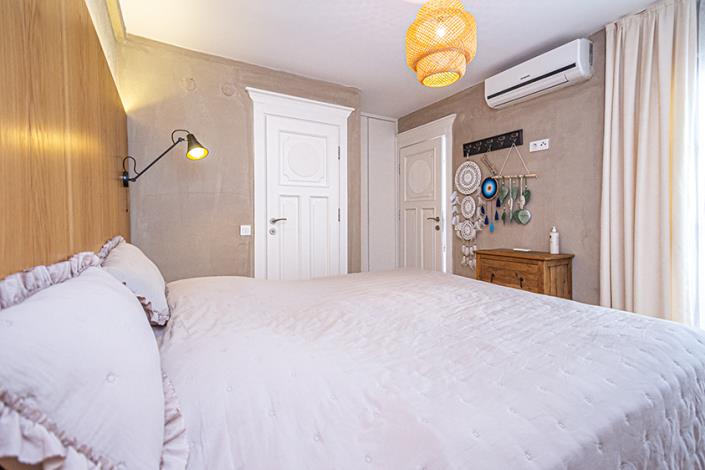 Image No.14-5 Bed Apartment for sale