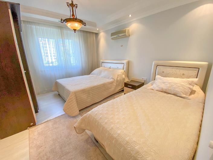 Image No.10-2 Bed Apartment for sale