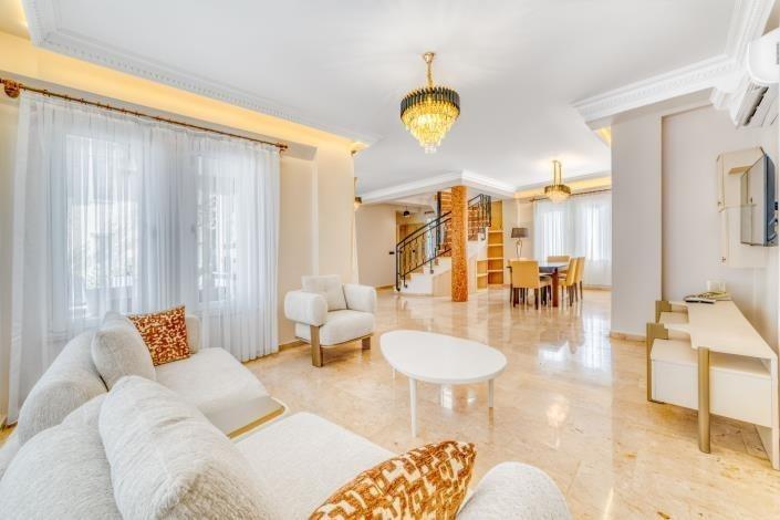 Image No.9-3 Bed Apartment for sale