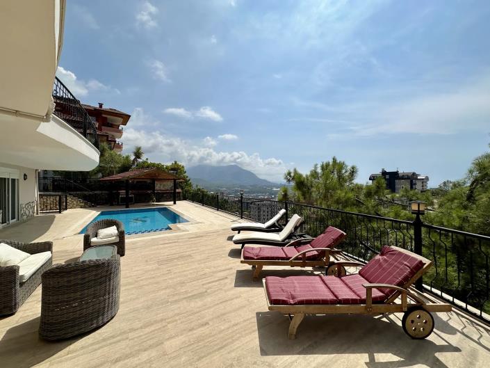 Image No.6-4 Bed Villa for sale