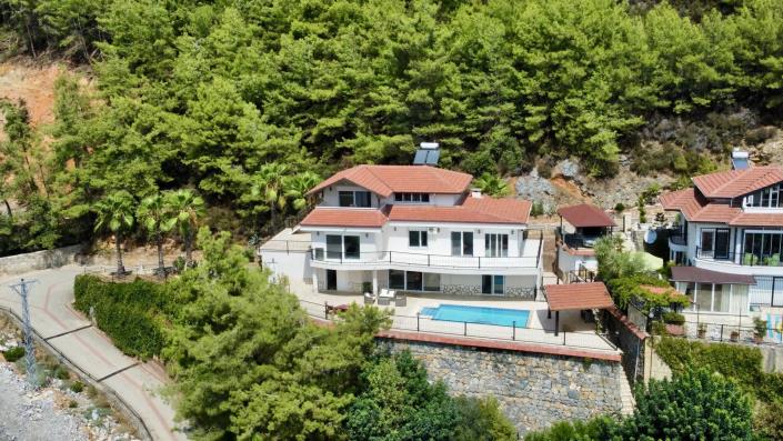 Image No.28-4 Bed Villa for sale