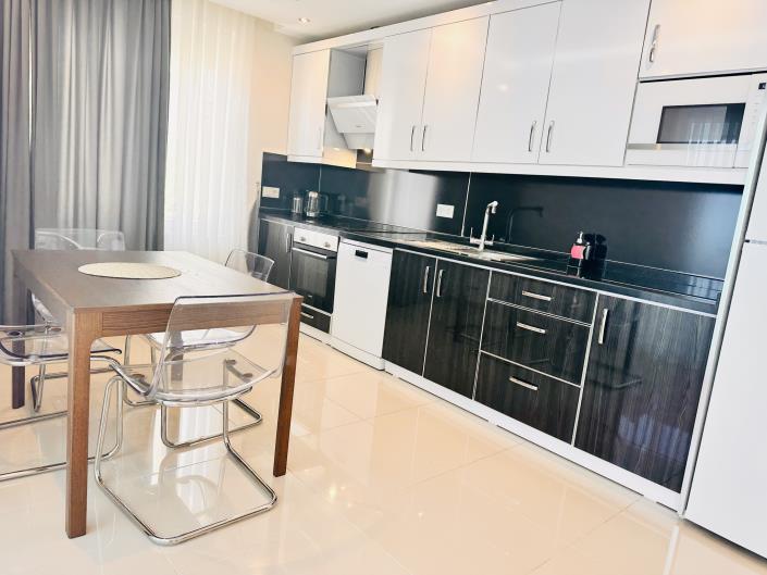 Image No.9-2 Bed Apartment for sale