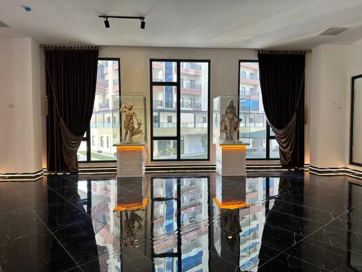Image No.10-1 Bed Apartment for sale