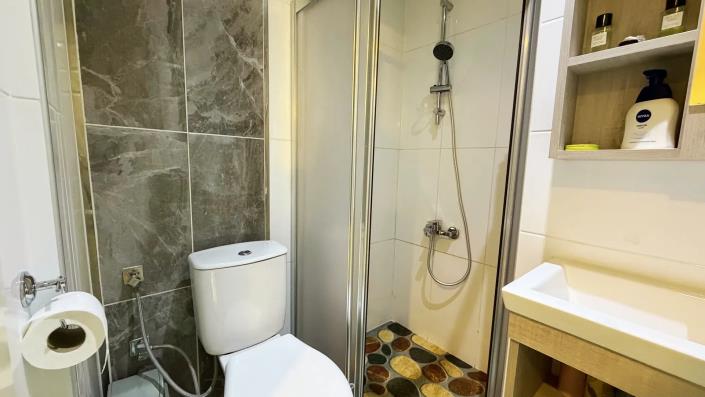 Image No.17-1 Bed Apartment for sale