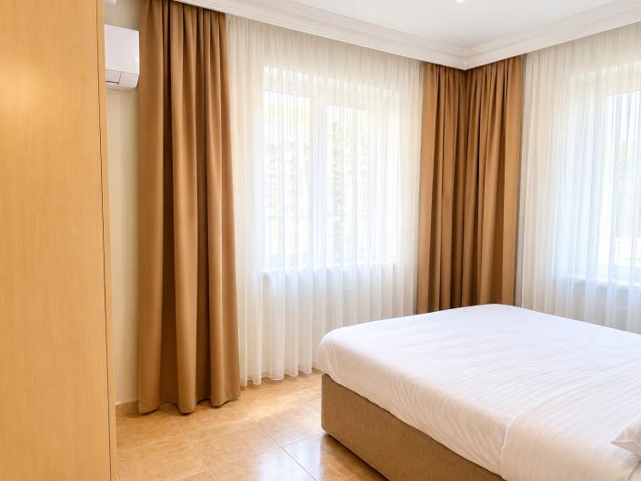Image No.10-1 Bed Apartment for sale
