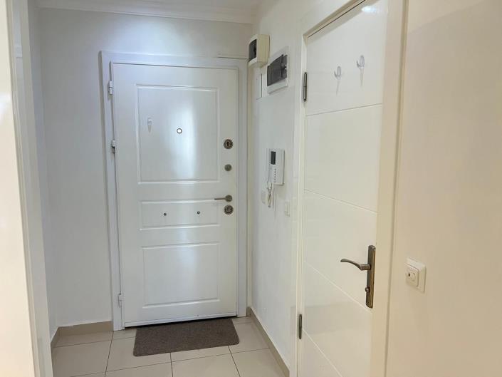 Image No.10-1 Bed Apartment for sale