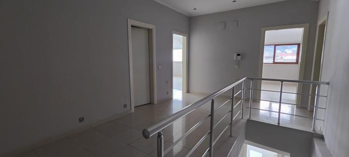 Image No.7-4 Bed Apartment for sale