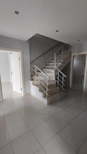 Image No.13-4 Bed Apartment for sale
