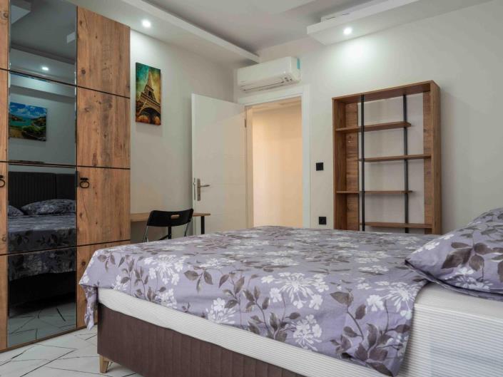 Image No.11-2 Bed Apartment for sale