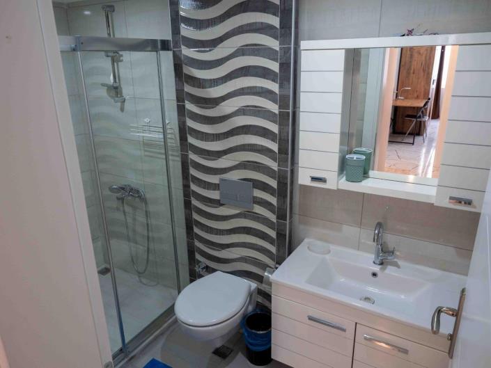 Image No.16-2 Bed Apartment for sale