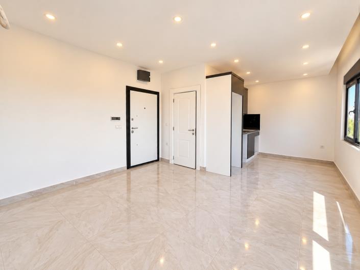 Image No.10-1 Bed Apartment for sale