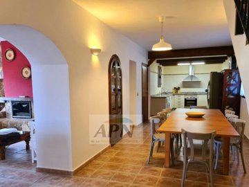 country-house-in-carratraca-13-large