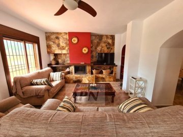 country-house-in-carratraca-5-large