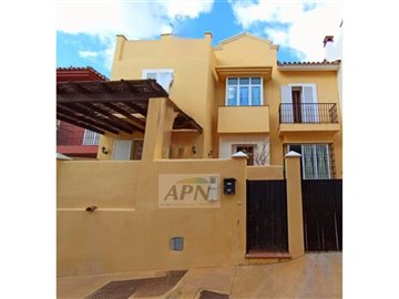 village-house-in-pizarra-1-large