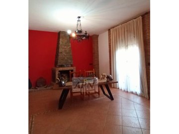 village-house-in-alora-5-large