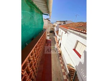 village-house-in-alora-15-large
