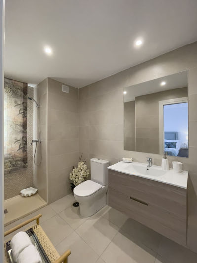 Image No.8-3 Bed Apartment for sale