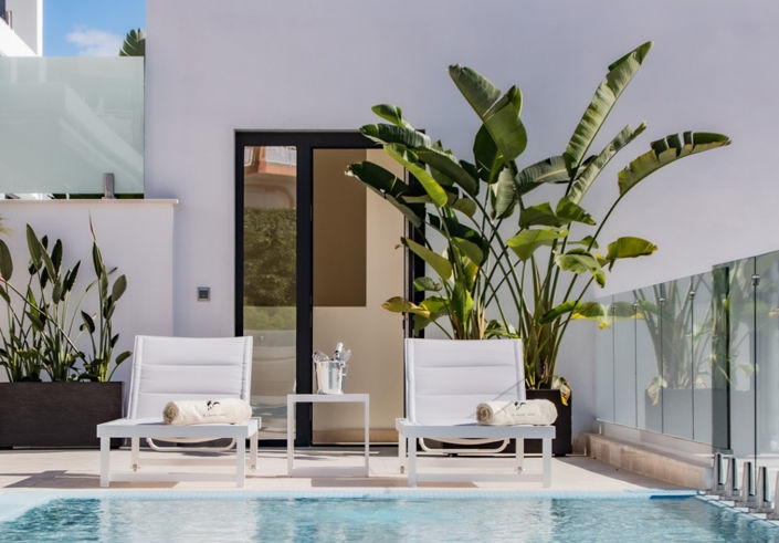 Image No.2-4 Bed Villa for sale