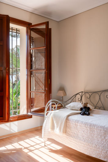 Image No.18-5 Bed Villa for sale