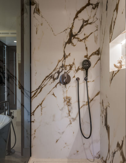 Image No.30-3 Bed Property for sale