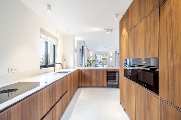 Image No.12-5 Bed Villa for sale