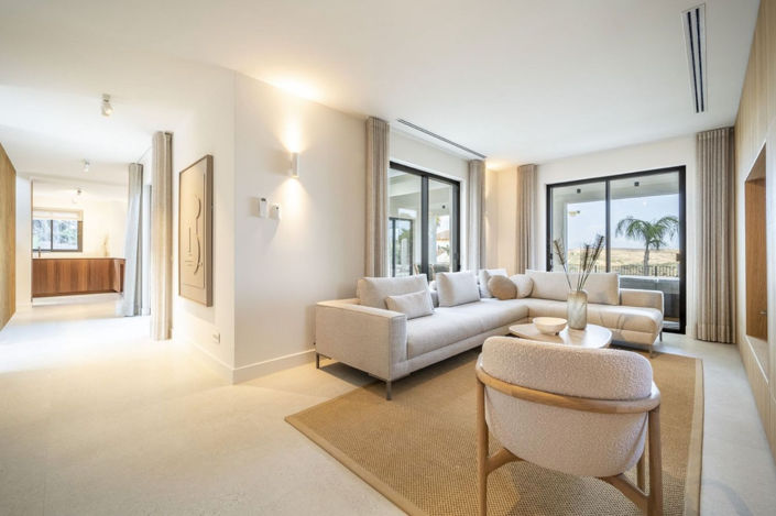 Image No.5-5 Bed Villa for sale