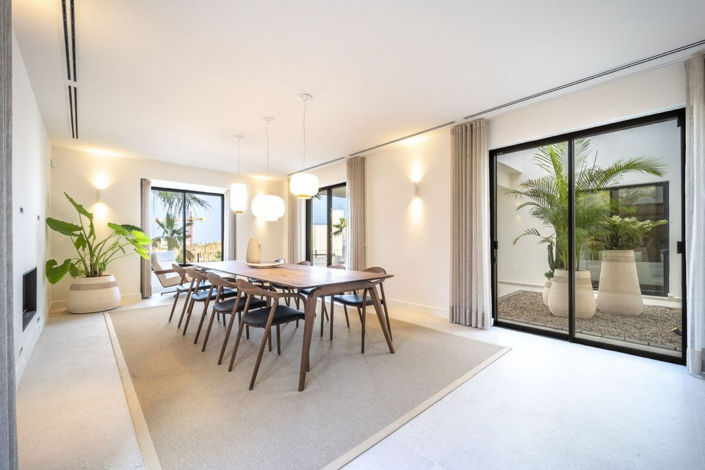 Image No.7-5 Bed Villa for sale