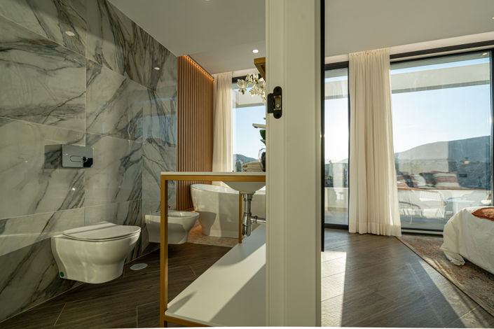 Image No.5-4 Bed Villa for sale