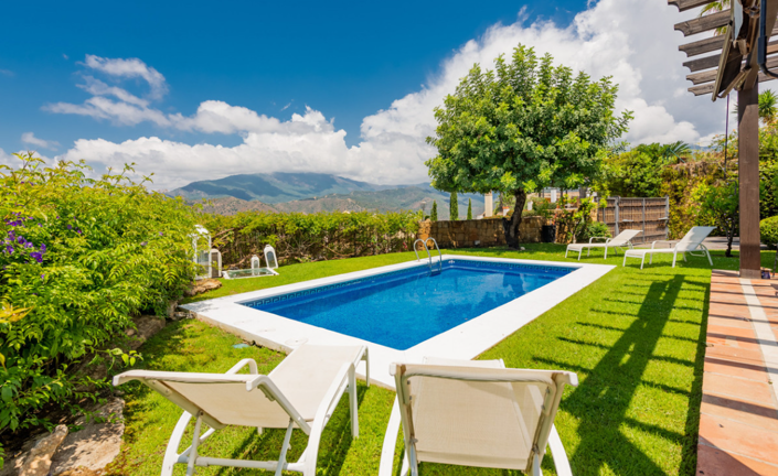 Image No.1-3 Bed Villa for sale