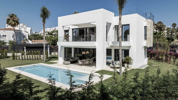 Image No.1-Villa de 4 chambres à vendre à Marbella