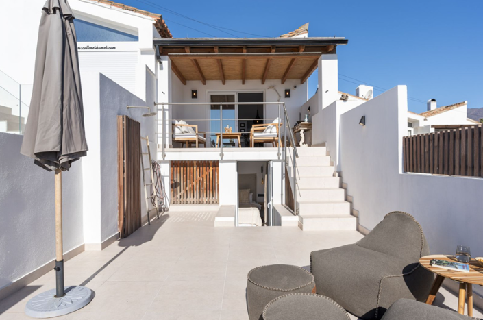 Image No.3-Villa de 2 chambres à vendre à Estepona