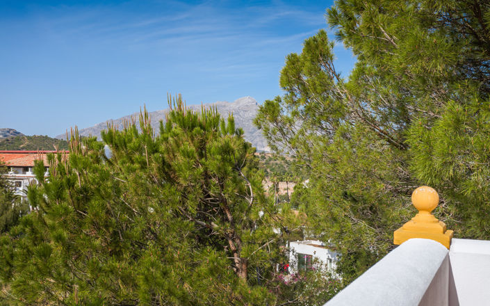 Image No.37-4 Bed Townhouse for sale