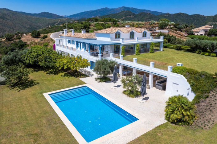 Image No.1-5 Bed Villa for sale