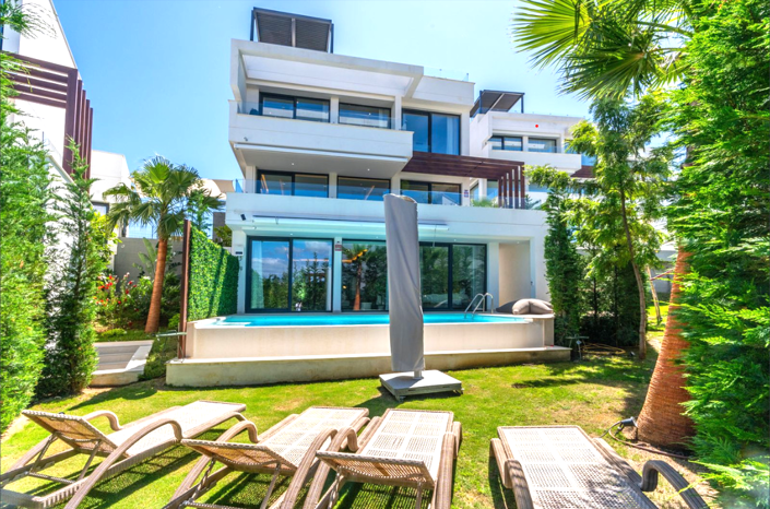 Image No.1-4 Bed Villa for sale